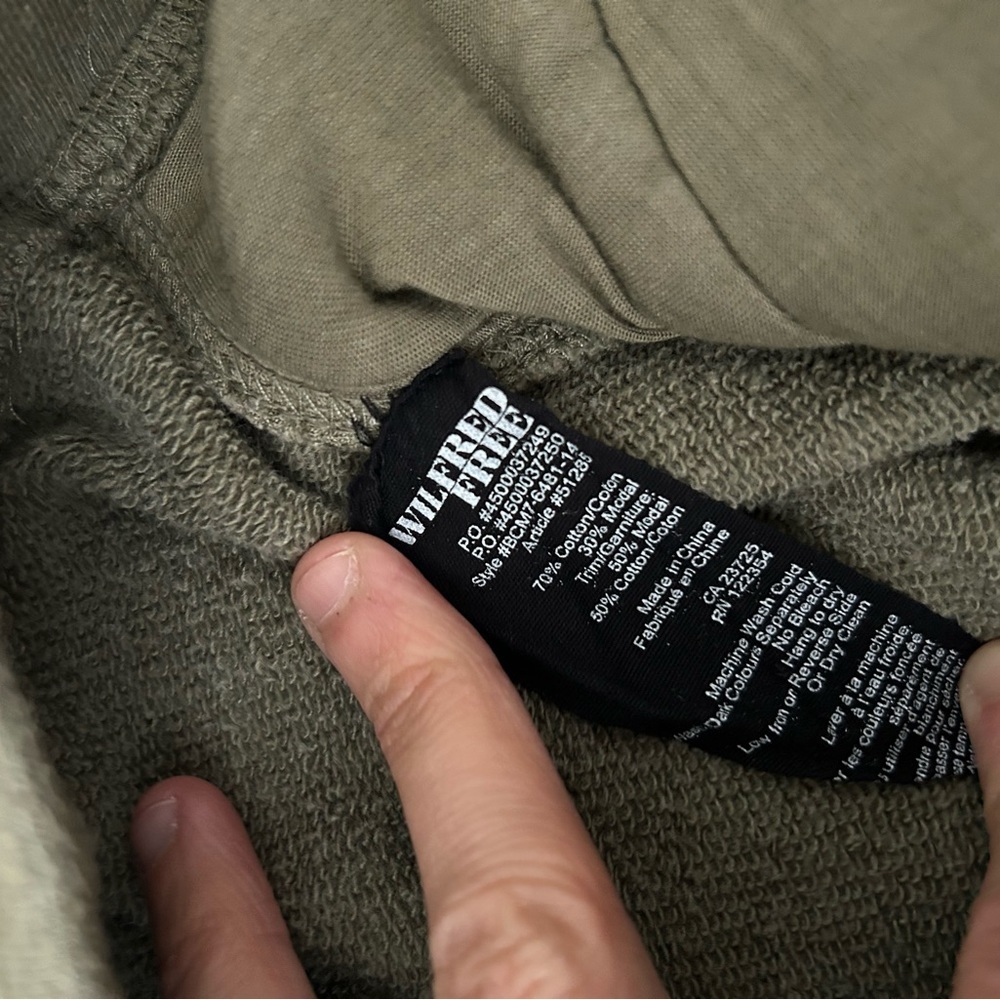 Aritzia Wilfred free green jogger - Picture 7 of 7